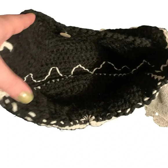 Crochet Spiderweb Halloween Handbag Purse Black White Shoulder Strap Spooky Goth - Picture 5 of 6